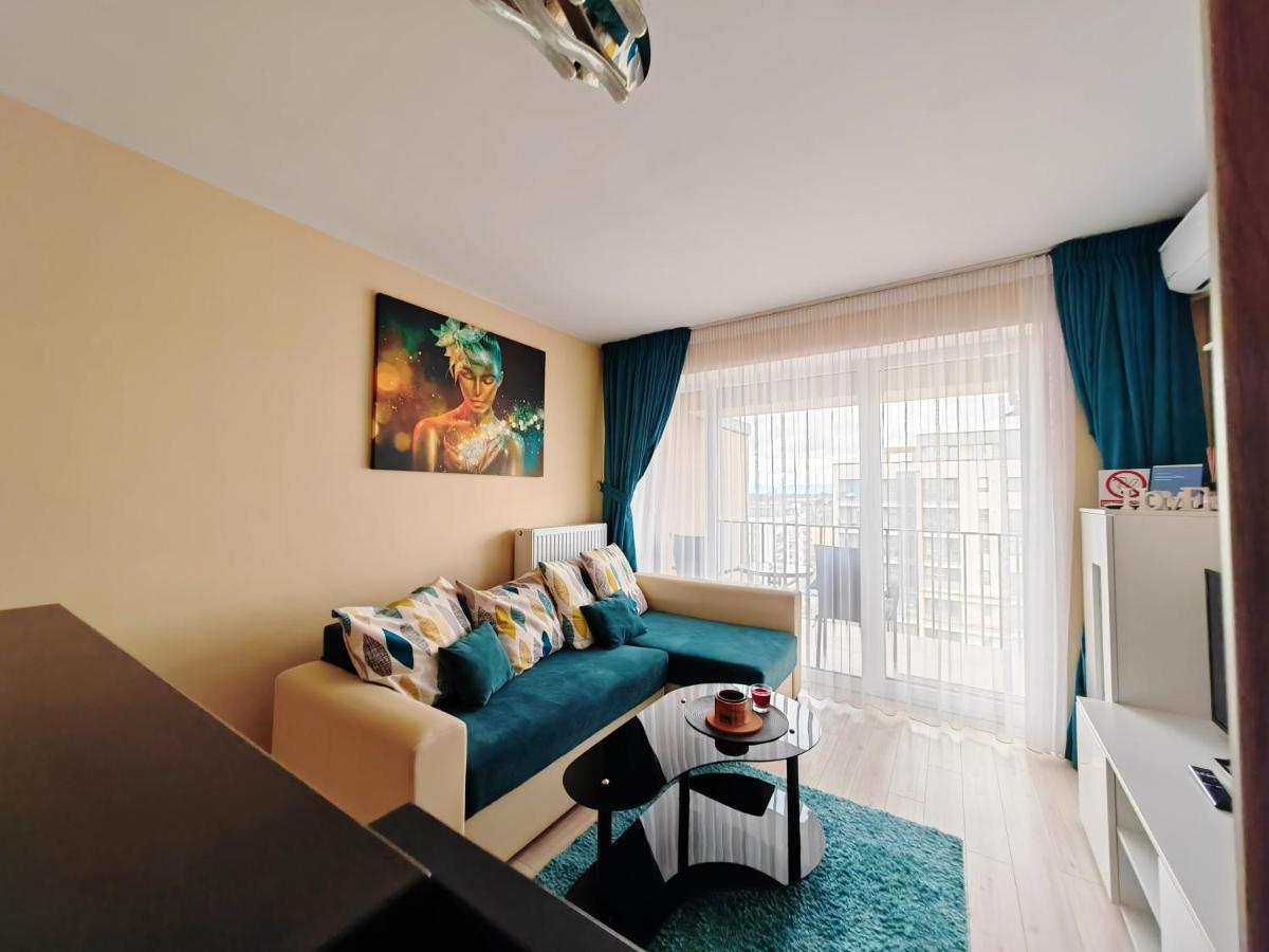 Luxurious Landing Apartment Braşov Buitenkant foto