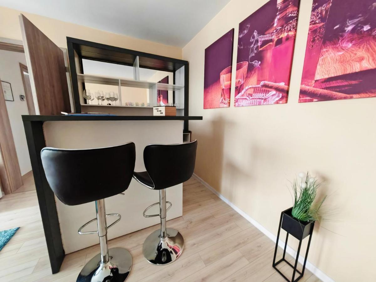 Luxurious Landing Apartment Braşov Buitenkant foto
