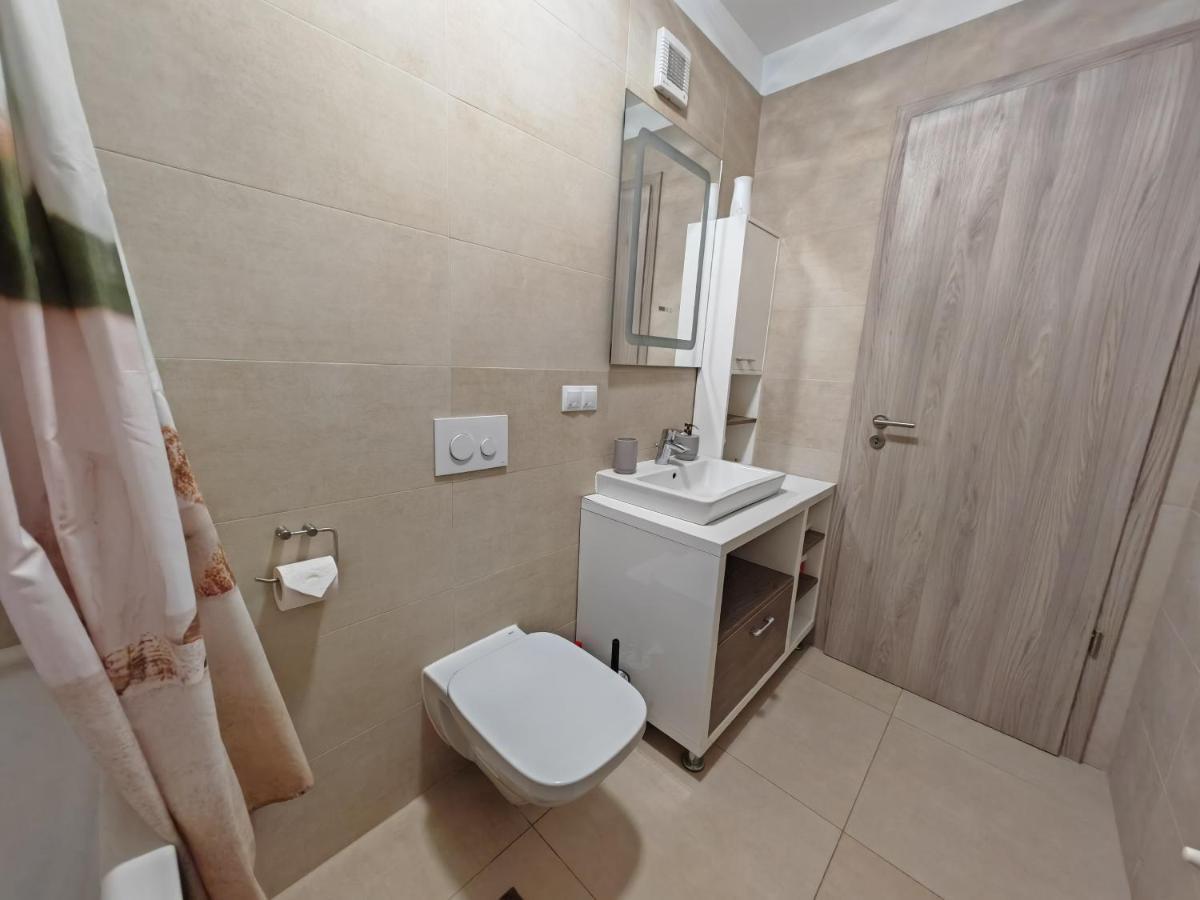 Luxurious Landing Apartment Braşov Buitenkant foto